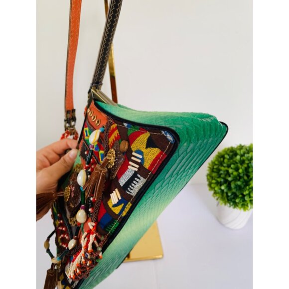 Mary Frances Shoulder Bag Boho Festival Beaded Embroidered Vibrant Small Stunner - Picture 5 of 15